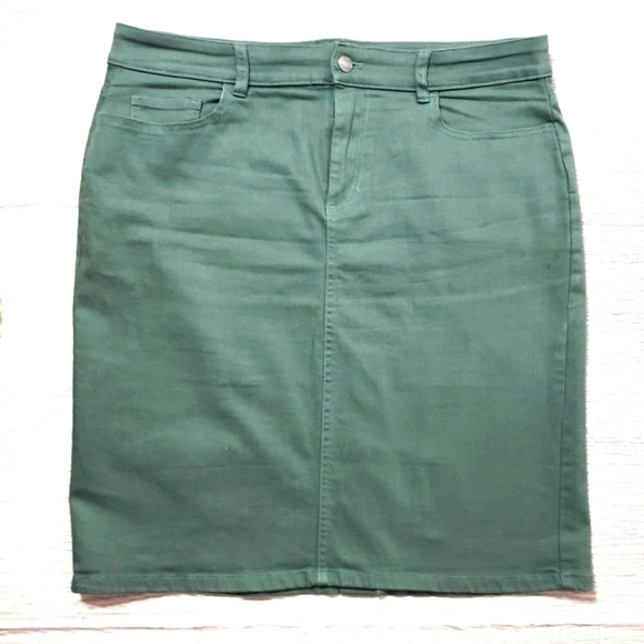 Chaps Green Denim Pencil Cut Skirt - Picture 1 of 6
